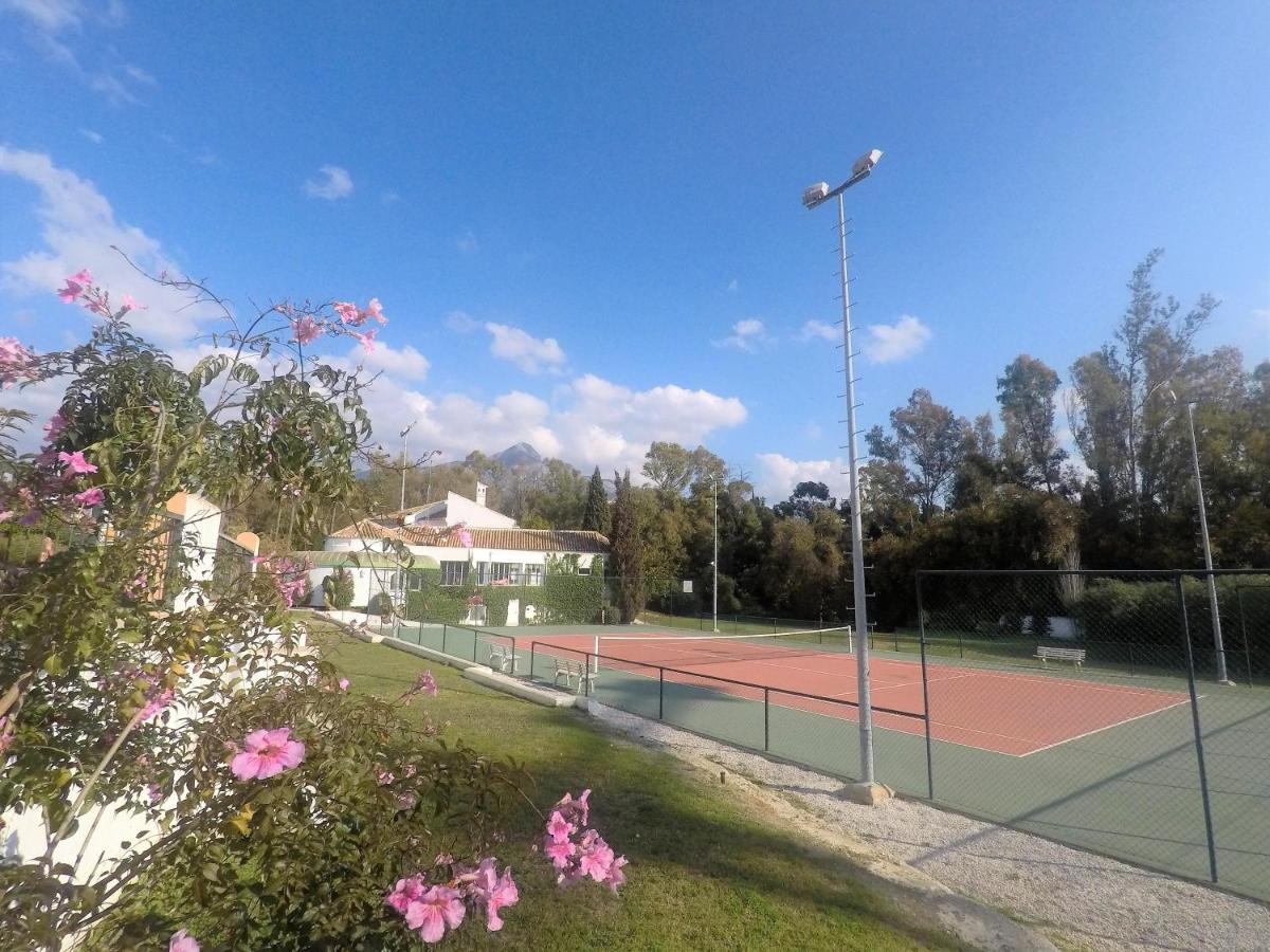 マルベーリャNueva Andalucia - Penthouseアパートメント エクステリア 写真